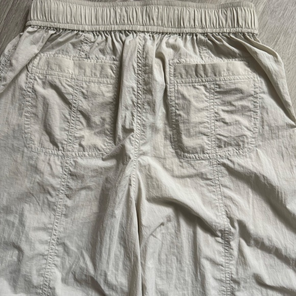 Daily Practice by Anthropologie Women’s Base Camp Taupe Parachute Pants XS - Picture 13 of 15